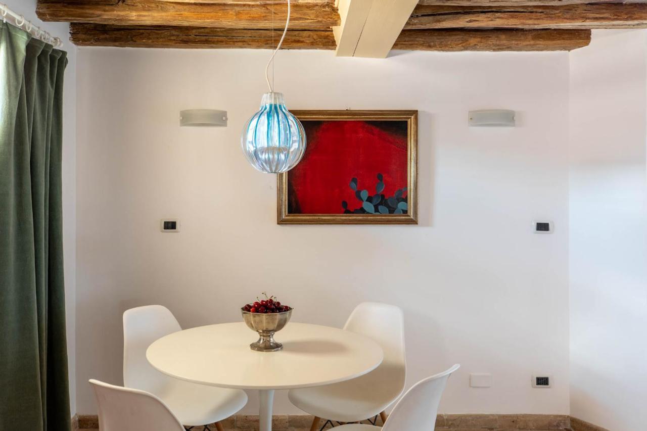 Iflat Penthouse In Campo De' Fiori Apartman Róma Kültér fotó