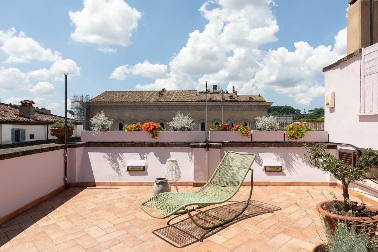 Iflat Penthouse In Campo De' Fiori Apartman Róma Kültér fotó