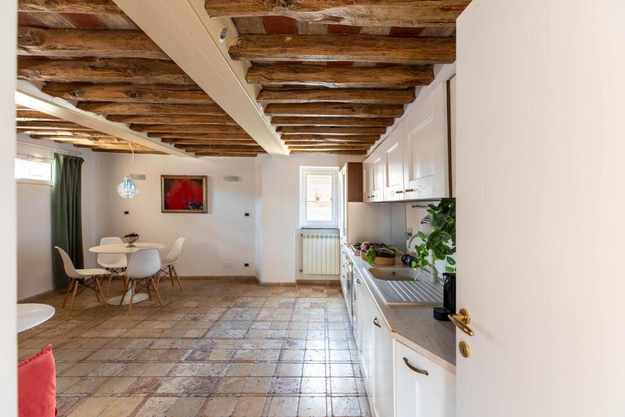 Iflat Penthouse In Campo De' Fiori Apartman Róma Kültér fotó